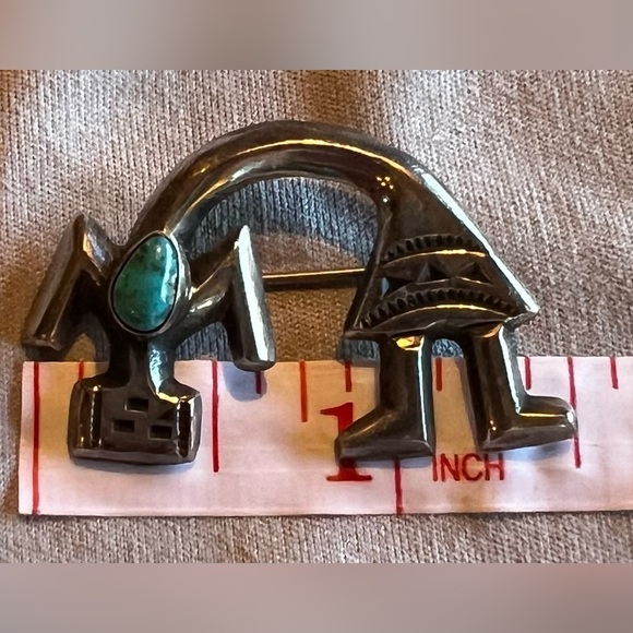 Vintage Native American Antelope Sterling Silver/Turquoise Pin - Picture 4 of 4